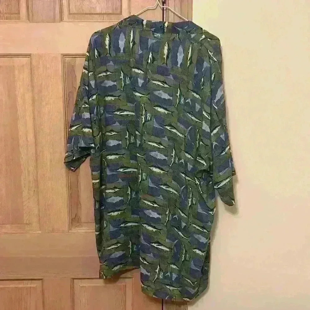 Town Craft Marlin Button Up Shirt (XL) - Picture 3 of 5